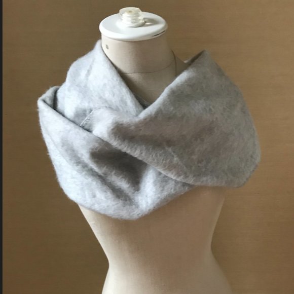 ALPACA CAMARGO Wool Scarf - Picture 5 of 6